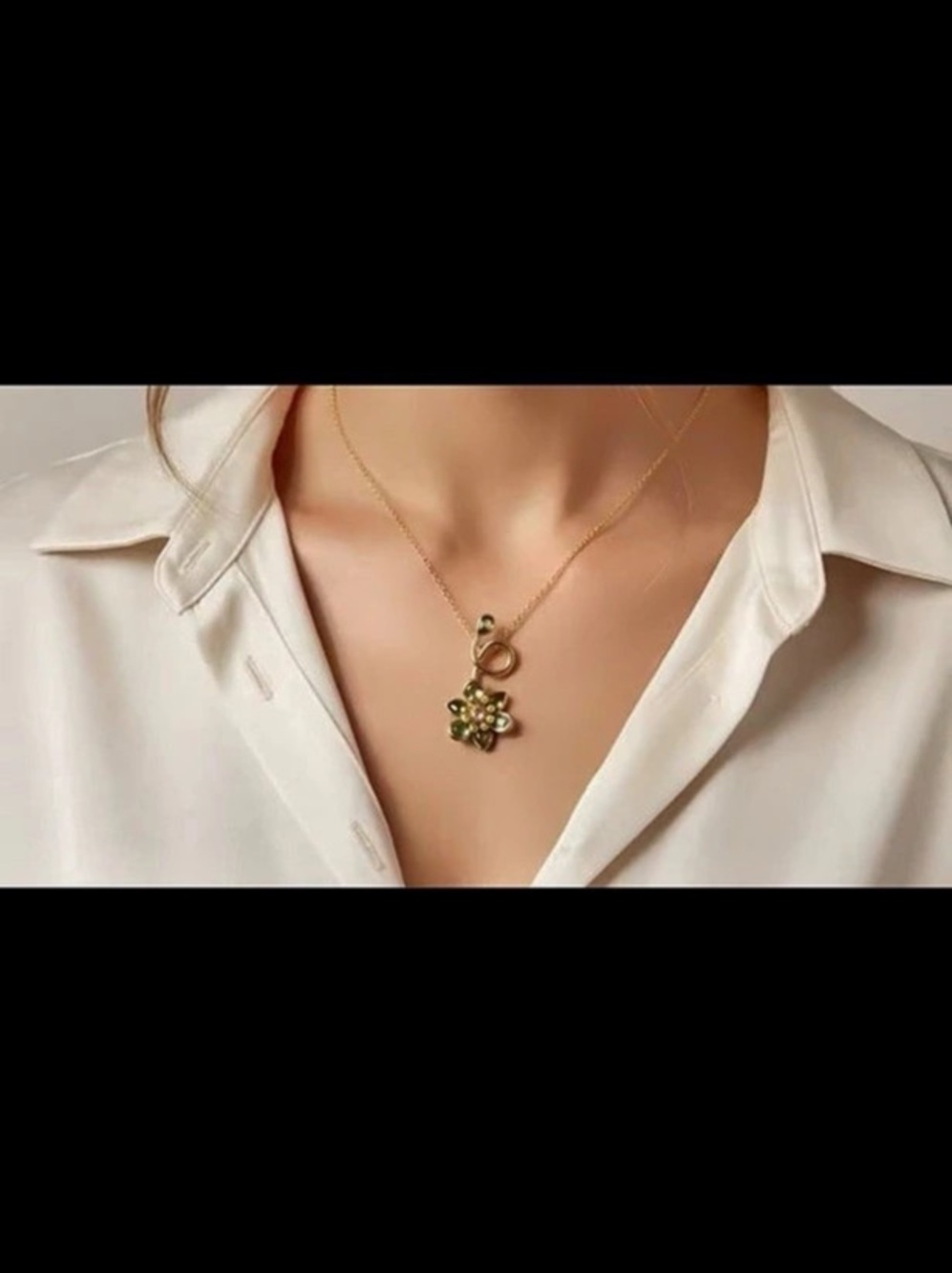 3D floral pendant 14kt gold plated necklace with Swarovski elements #536 - Picture 9 of 11